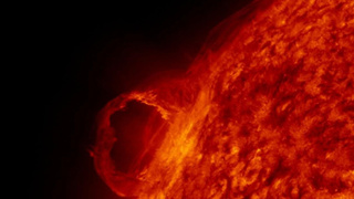 Вспышка на Солнце / Фото: pxhere.com/ru/photo/1262157