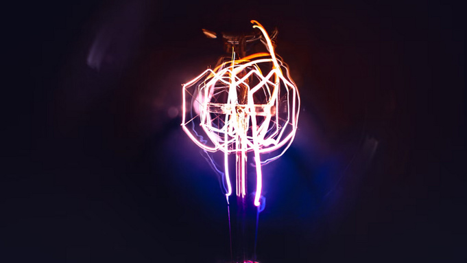 Электричество / Фото: unsplash.com / Go to Marek Piwnicki's profile
Marek Piwnicki