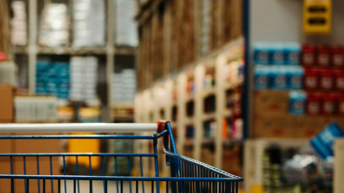 Магазин / Фото: unsplash.com/ Eduardo Soares
