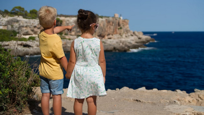 Дети / Фото: unsplash.com / Torsten Dederichs