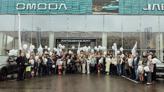 Участники автопробега от Автоцентра АНТ / Фото: Семен Рогожников