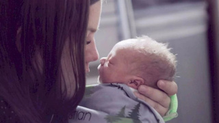 Мать с младенцем / Фото: unsplash.com