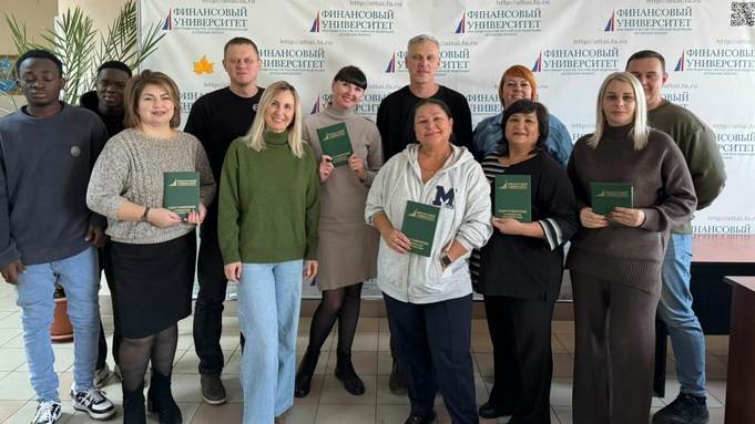 Участники первой волны обучения "PROдом" / Фото: компания "АртДом"