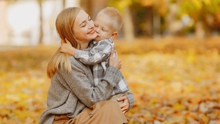 Мама и ребенок / Фото: prostooleh / https://www.freepik.com/