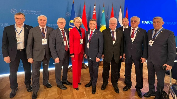 Участники Парламентской Ассамблеи / Фото: altai.spravedlivo.ru 
