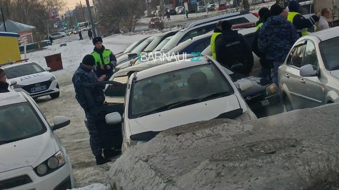 Погоня за автомобилем / Фото: Barnaul 22