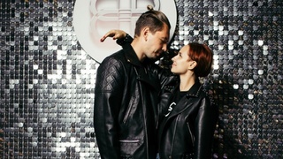 Влюбленная пара / Фото: ТРЦ "Европа"