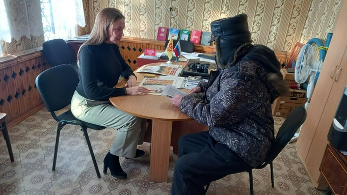 Оксана Молодых на приеме граждан / Фото: spravedlivo.ru