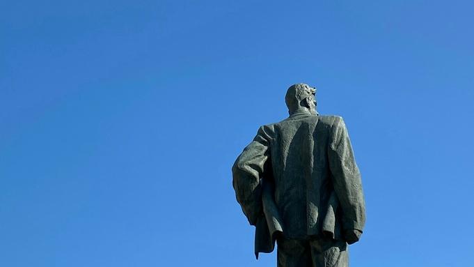 Памятник Маяковскому / Фото: unsplash.com