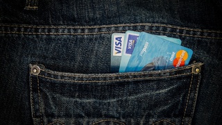 Карты Visa и Mastercard / Фото: pxhere.com