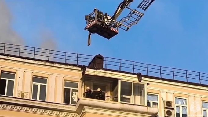 Тушение пожара в Ростове-на-Дону / Фото: МЧС России