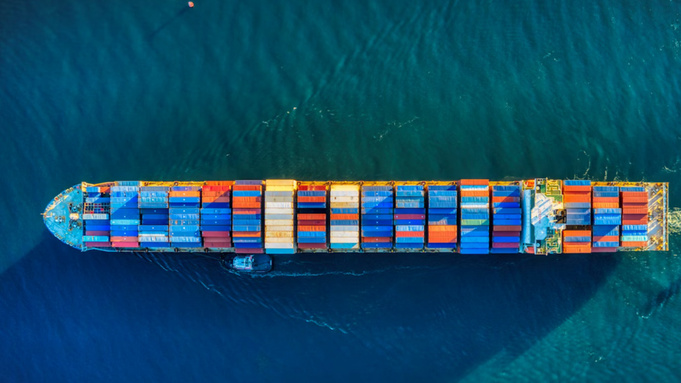 Контейнеровоз / Фото: unsplash.com    