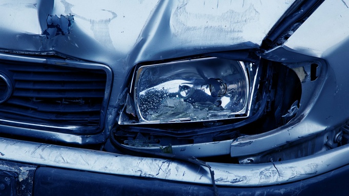 Разбитый автомобиль / Фото: pxhere.com