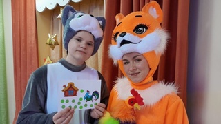 Интерактивный спектакль "Петушок &ndash; золотой гребешок" / Фото: "Крошечный театр"