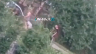 В Барнауле жестоко избили подростка / Фото: кадр из видео "Барнаул 22"