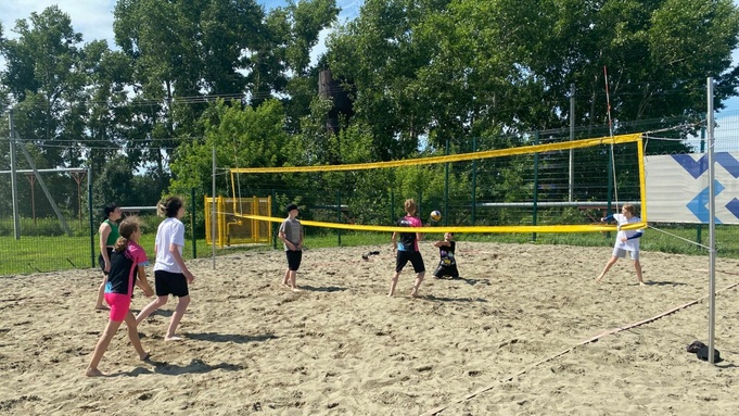 Детская волейбольная команда "Росводоканал Барнаул" / Фото: пресс-служба компании