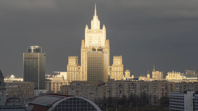 Здание МИД РФ / Фото: Артем Житенев / ТАСС