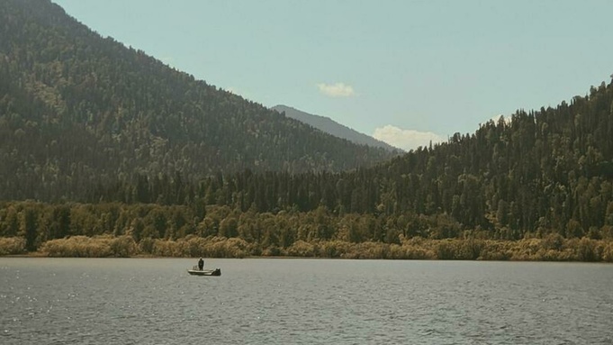 Телецкое озеро / Фото: Екатерина Смолихина / amic.ru