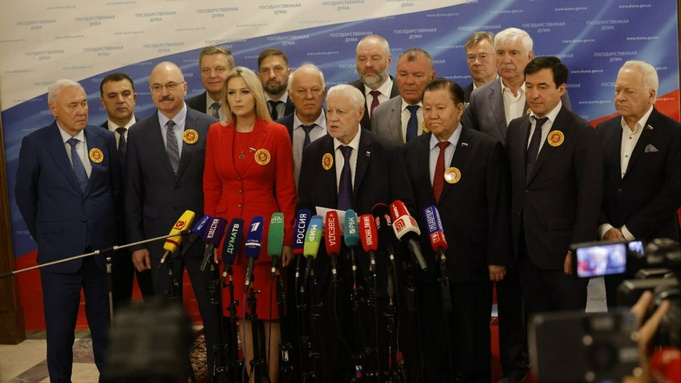 Представители партии "Справедливая Росси – За правду" / Фото: altai.spravedlivo.ru