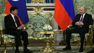 Владимир Путин и Тхонглун Сисулит / Фото: kremlin.ru