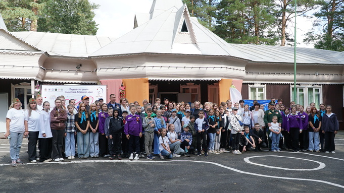 Слет детей-волонтеров Алтайского края / Фото: пресс-служба партии "Единая Россия"
