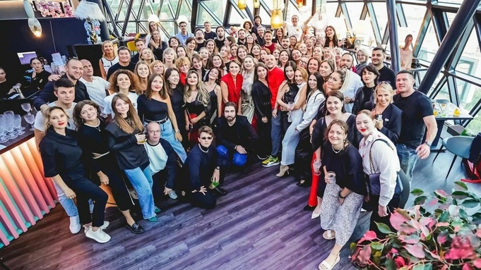 Ученики и команда студии "Примус" / Фото: Анастасия Воронова