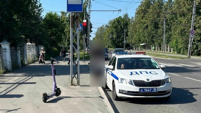 Парень на электросамокате сбил девочку / Фото: Госавтоинспекция Петрозаводска 