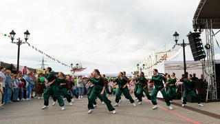 Выступление танцевального коллектива / Фото: Дмитрий Лямзин