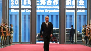 Владимир Путин перед началом заседания Совета глав государств – членов ШОС / Фото: kremlin.ru