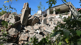 Руины радиозавода, сентябрь 2025 года / Фото: Екатерина Смолихина / amic.ru