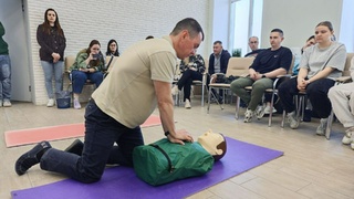 Обучение навыкам первой помощи / Фото: Минздрав Алтайского края