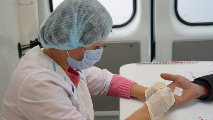 Сдача крови на анализ / Фото: Минздрав Алтайского края