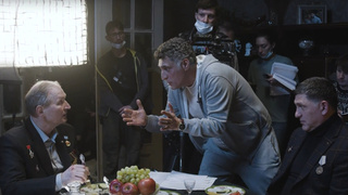 Тигран Кеосаян на съемочной площадке / Фото: кадр из видео в Telegram-канале "Маргарита Симоньян из дома"