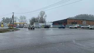 Очередь на заправку / Фото: "Деловой Бийск"