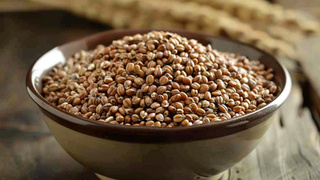 Миска гречки / Фото: сгенерировано нейросетью Midjourney/amic.ru