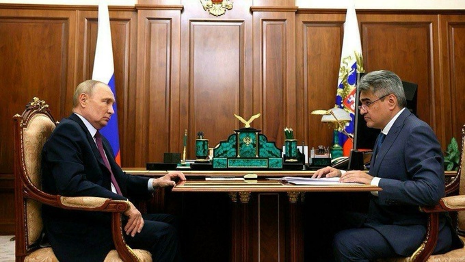 Владимир Путин и Алексей Нечаев / Фото: kremlin.ru