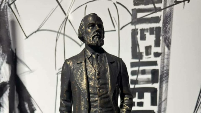 Утвержденный вариант памятника Федору Достоевскому в Барнауле / Фото: предоставлено amic.ru