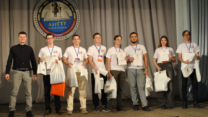 AltayCTF-2025 / Фото: Артем Осколков и пресс-служба "Ростелекома"
