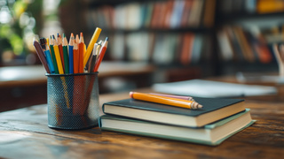 Учебник, книги, обучение/Сгенерировано Midjourney / amic.ru