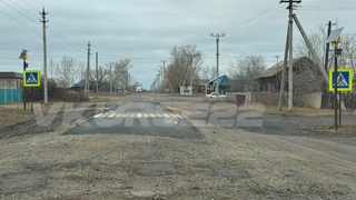 Асфальт в поселке Малиновое Озеро / Фото: "В курсе 22"