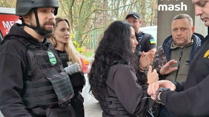 Анджелина Джоли в Херсоне / Фото: Mash