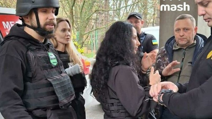 Анджелина Джоли в Херсоне / Фото: Mash