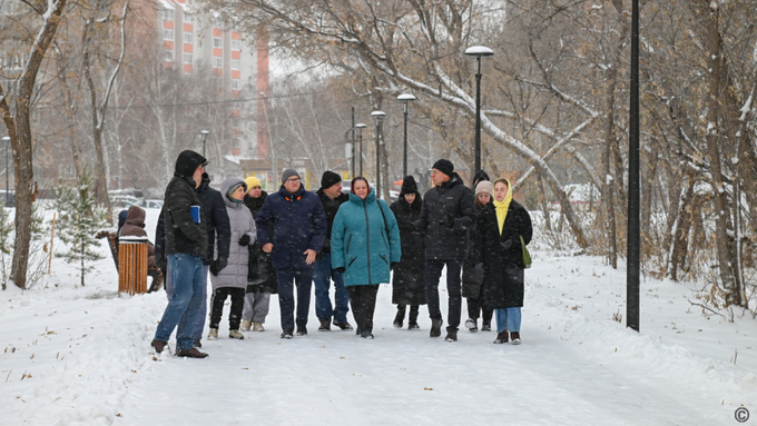 Прогулка с горожанами в бывшем парке имени Ленина / Фото: barnaul.org