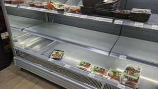 В магазинах пропала курица / Фото: amic.ru / Екатерина Смолихина 