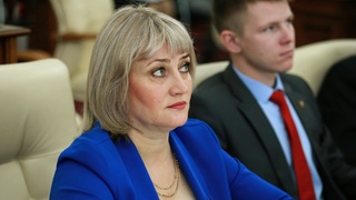 Людмила Клюшникова в АКЗС / Фото: amic.ru / Екатерина Смолихина