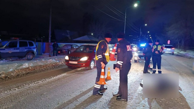 Подробности ДТП на улице Воровского / Фото: "Инцидент Барнаул"