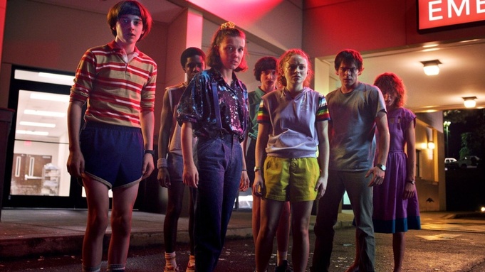 Кадр из сериала "Очень странные дела" / film.ru