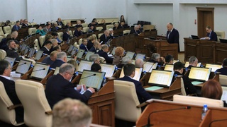 Депутаты АКЗС/ Фото: Екатерина Смолихина, amic.ru