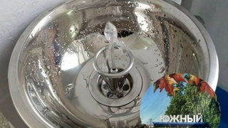 Новый фонтанчик в барнаульской гимназии / Фото: "Южный Барнаул"