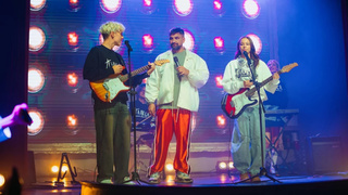 Баста и Ваня Дмитриенко / Кадр из "Плаксы 2" / Фото: ПАО "Ростелеком"